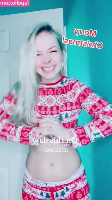 SmileyDani158 - Back from my work trip! My IRL business seems to keep me busy,