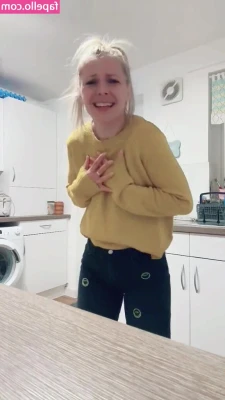 SmileyDani158 - Good night😈