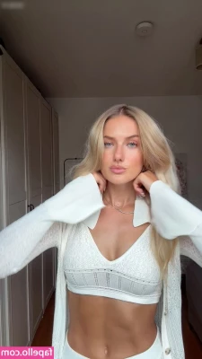 Alica Schmidt [ alica-schmidt-1 ] - Need to go to shop some groceries. Should I ditch the bra and go