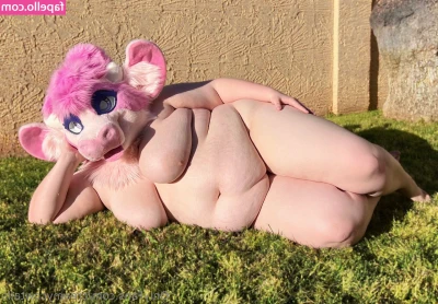 creamycowtails - just a throwback of me licking my own foot ;)))