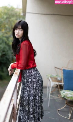 Mariri Sugimoto [ mariri-sugimoto ] - Do you believe in love at first sight, or should I walk by again? 😜