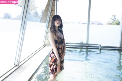 Mariri Sugimoto [ mariri-sugimoto ] - A bit from the back