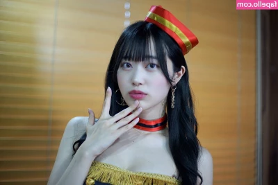 Mariri Sugimoto [ mariri-sugimoto ] - This is a homemade   striptease video     so you can enjoy it and