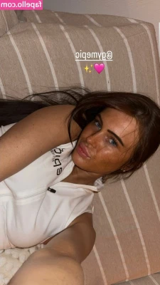 Ciara Wilmot [ ciara-wilmot ] - let's spoil each other today baby 😈 treat me and i'll treat you in