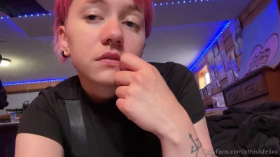 xthisisfelixx - A little booty to start the day