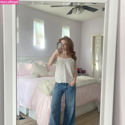 Francesca Capaldi [ francesca-capaldi ] - Mmmm you ready to watch this fat ass splash with milk and oil