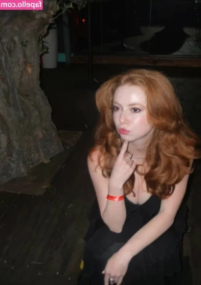 Francesca Capaldi [ francesca-capaldi ] - LIVE AFTER 9:30 CAMWITHTAY.COM and here free on the main page just