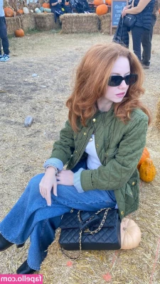 Francesca Capaldi [ francesca-capaldi ] - Just making the most of my weekend off. 🖤