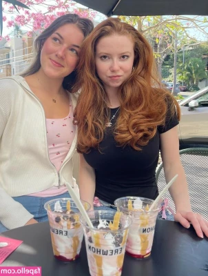 Francesca Capaldi [ francesca-capaldi ] - I m happy  have a gift   https onlyfans com action t