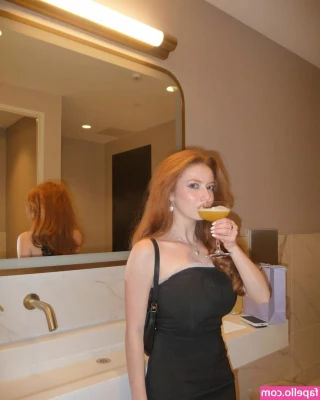 Francesca Capaldi [ francesca-capaldi ] - Mommy's 34JJ Oily Big Tits In Your Face JOI Cum Countdown