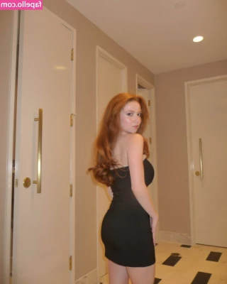 Francesca Capaldi [ francesca-capaldi ] - Let's find out how much of my foot I can get down your throat 😈