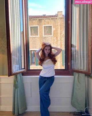 Francesca Capaldi [ francesca-capaldi ] - Swipe along to see the best bits of this crotchless bodystocking