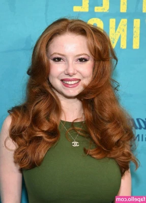 Francesca Capaldi [ francesca-capaldi ] - New bathing suit!!!