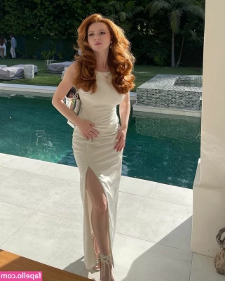 Francesca Capaldi [ francesca-capaldi ] - I knew you wanted to be with us on this beach  getting all dirty with