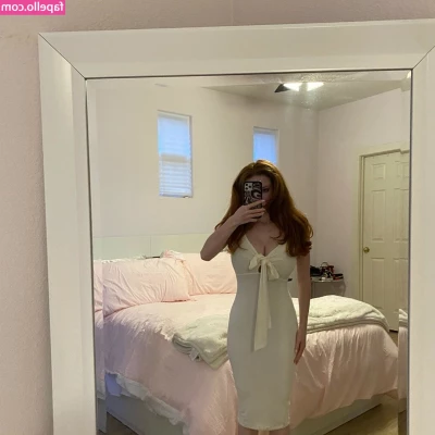 Francesca Capaldi [ francesca-capaldi ] - Is red my colour