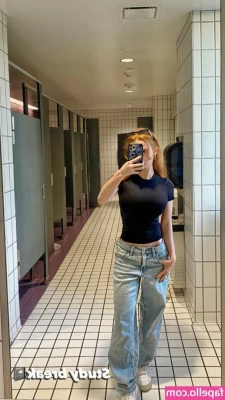 Francesca Capaldi [ francesca-capaldi ] - lemme suck u off in the woods 😈