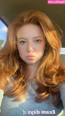 Francesca Capaldi [ francesca-capaldi ] - THE GIRL NEXT DOOR ebook - 100 pages of high quality erotic pictures