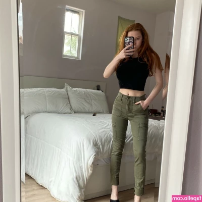 Francesca Capaldi [ francesca-capaldi ] - Saturday night  Cheers