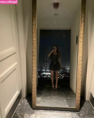 Francesca Capaldi [ francesca-capaldi ] - Did you already cum with our new collab? Like and tip this pic if