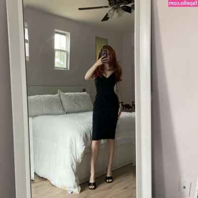 Francesca Capaldi [ francesca-capaldi ] - Happy Friday  gooners