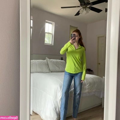 Francesca Capaldi [ francesca-capaldi ] - Outdoor titties 😎 #colderthanawitchestit