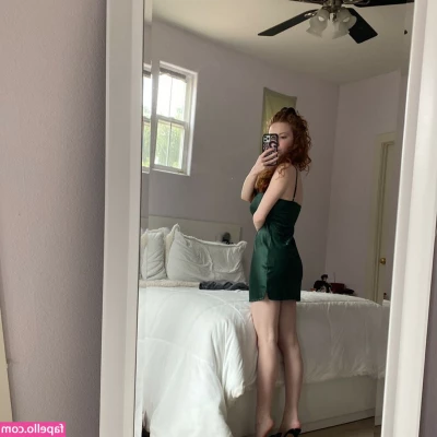 Francesca Capaldi [ francesca-capaldi ] - Going on cam with gorgeous KeeKee in just a few minutes  See you