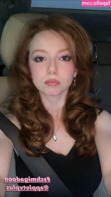 Francesca Capaldi [ francesca-capaldi ] - Let me fix your Monday blues 😘