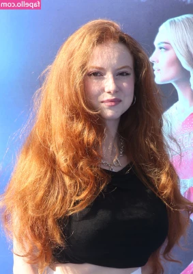 Francesca Capaldi [ francesca-capaldi ] - Another late night titty drop from yours truly