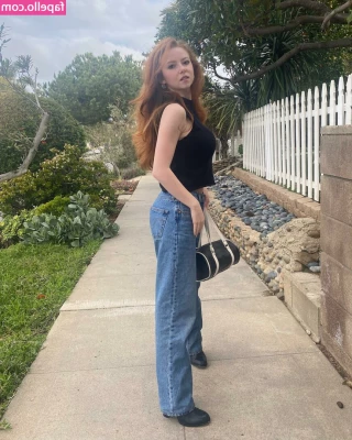 Francesca Capaldi [ francesca-capaldi ] - I did a little dance for ya'll.
