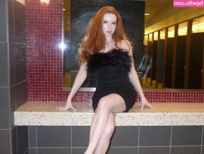 Francesca Capaldi [ francesca-capaldi ] - Handbra Contest 4   1   auraeuphoria 2   plat1numbaddiefree 3  