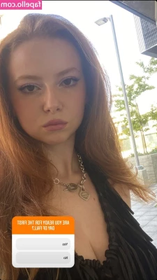 Francesca Capaldi [ francesca-capaldi ] - Stump  amp  foot play  Full video available to anyone who  likes 