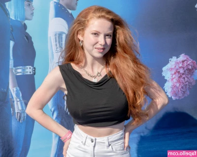 Francesca Capaldi [ francesca-capaldi ] - Bli VIP nå for å fjerne sensuren   Join  my VIP to seeall without