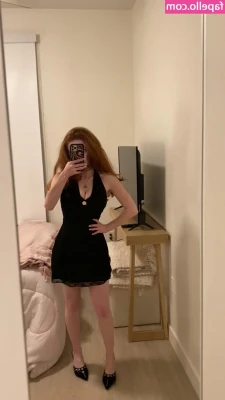 Francesca Capaldi [ francesca-capaldi ] - Hey guys I‘m gonna come live today around 7 pm (19 Uhr) and yea