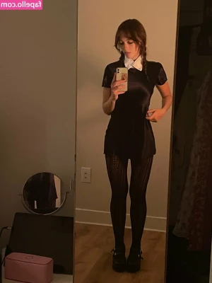 finseaa - 0:34  Can’t pinch me 😉☘️🍀☘️ #toogoodforjustsnap