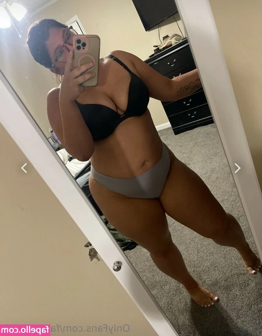 fattyass203 - Booty dimps.