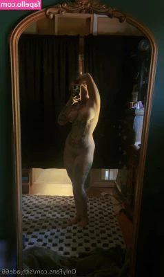 sithjade66 - Send me a cum shot or 1-2 pics of your cock/pussy so I can rate