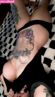 sithjade66 - maybe I should bare my breasts just for you? 😍