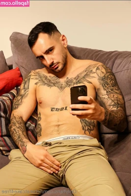 letseatcake4free - Brand new shoot coming to your DMs tonight Daddy 🥰   Had some