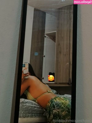 mar_cute [ mar-cute ] - I just sent out a 🔥 b/g backshot vid 🍆🍑💦.... can y’all