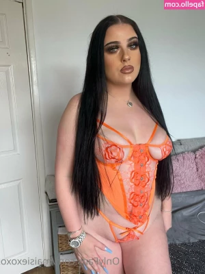 Snowbunny Teens [ snowbunny-teens ] - I'm your national anthem 😛