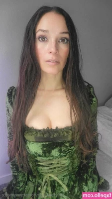 forestnymphette - no video was posted to my main OF page last night ( @qwenny ) which