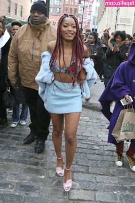 Keke Palmer [ keke-palmer ] - Espero que diciembre haya sido un buen mes para ti. Se acerca el fin