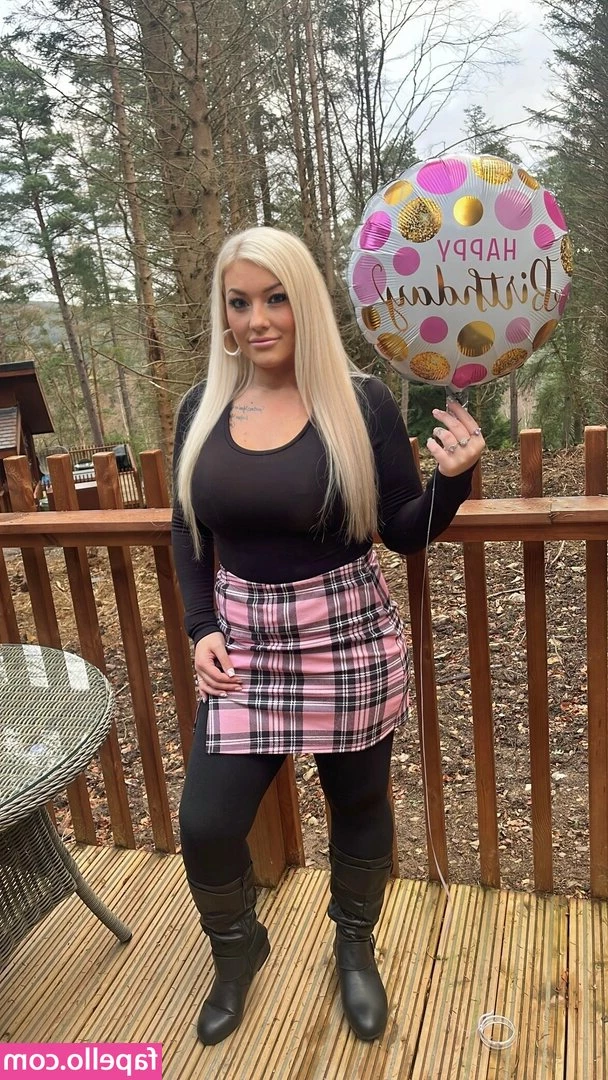 ashleighnicolexo - Another Makoto PPV will be sent out tonight on my Paid OF! This time