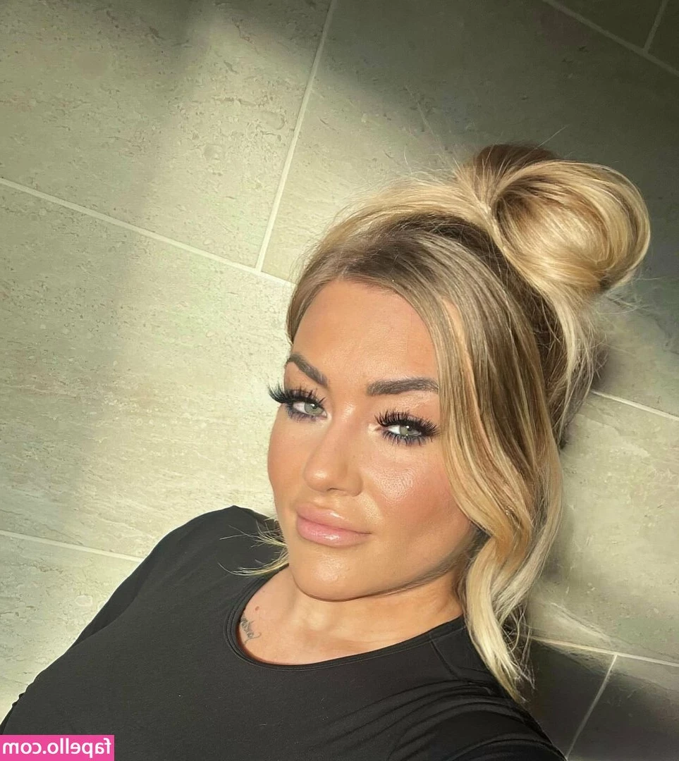 ashleighnicolexo - Mmmm… I love watching dick go in and out of my pussy.