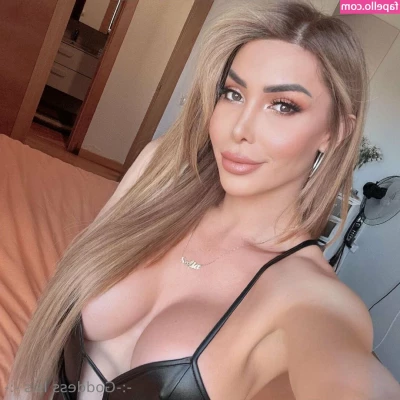 therealgoddessisis - It’s officially the month of love! 💋 I’ve got lots in store