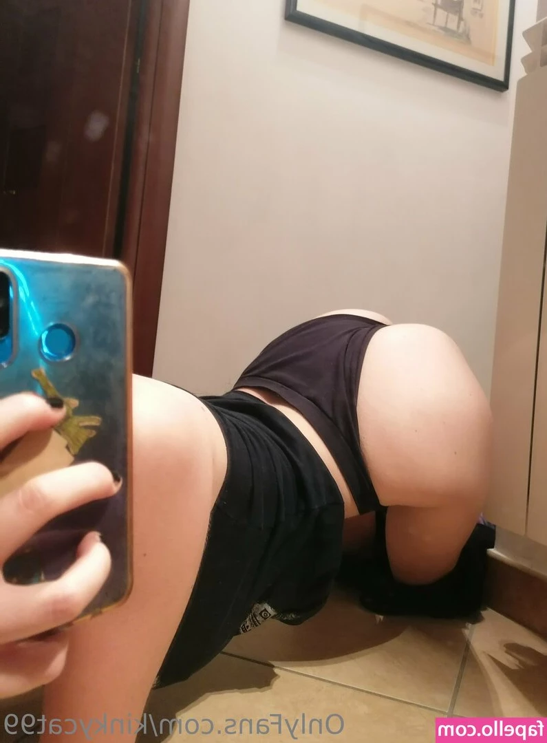 kinkycat99 - I love just like this   hold me against the wall and slow at first  