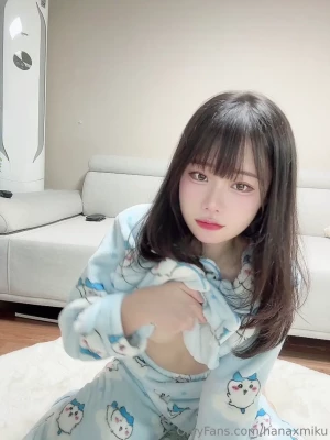 hanaxmiku - Turn your auto renew on and every time it renews, message me