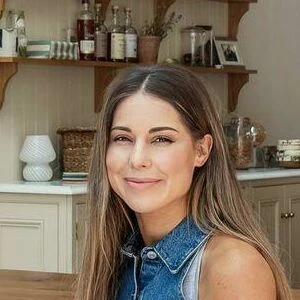 Louise Thompson
