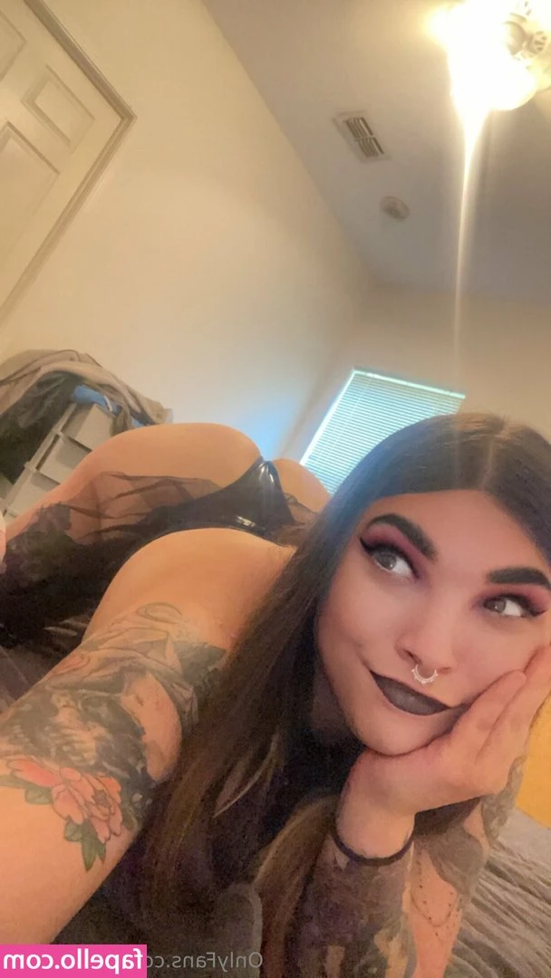 trippyleigh - GLITCH PLAY   WRONG LINE    COLLEGE BASKETBALL SUPER HAMMERS   DONT