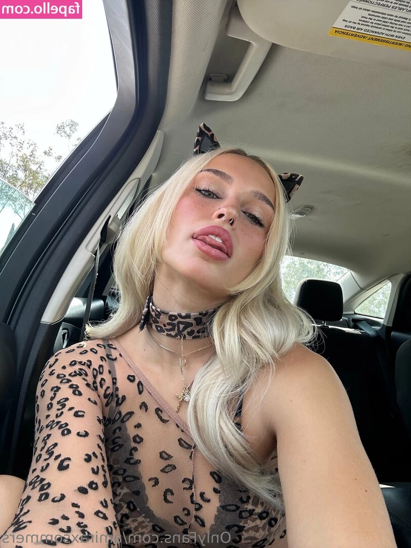 amiraxsommers - I am looking for someone to edit video content for my french tutoring